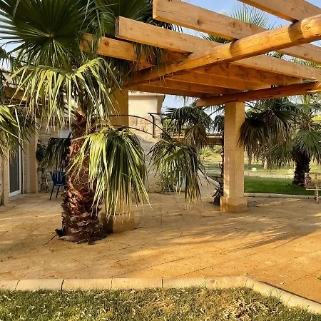 Feriehus Mazet Du Pecheur Saint-Laurent-dʼAigouze