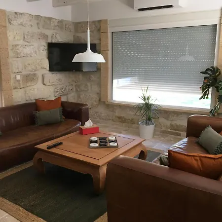 Mazet Du Pecheur * Saint-Laurent-dʼAigouze